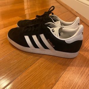 Adidas gazelle black sneakers
